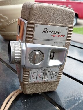 Reverse Revere Eight Model Fifty Movie Camera - Metallic Sand